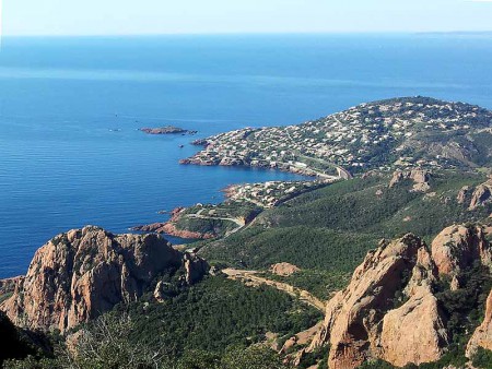 Rocher St.Barthélémy - Anthéor et l'île des vieilles